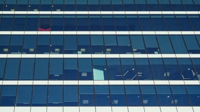 How to Read an Earnings Report Like a Professional Investor