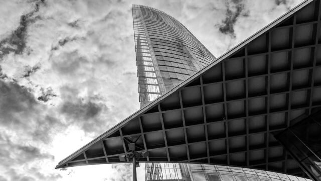 What Is a REIT and How Does It Pay Income to Investors?