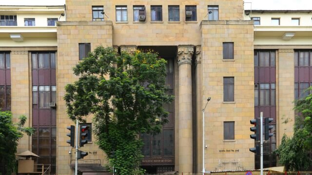 RBI Banking Directions Extended for Nasik Mahila Bank Until December 2026